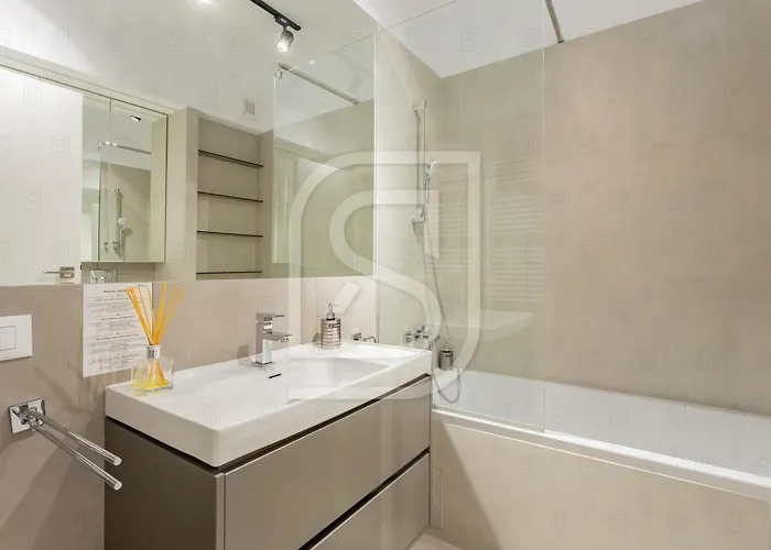 아파트 Emerald By Kristal Collection